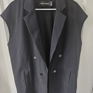 Gabrielle Union Black Sleeveless Double-Breasted Blazer